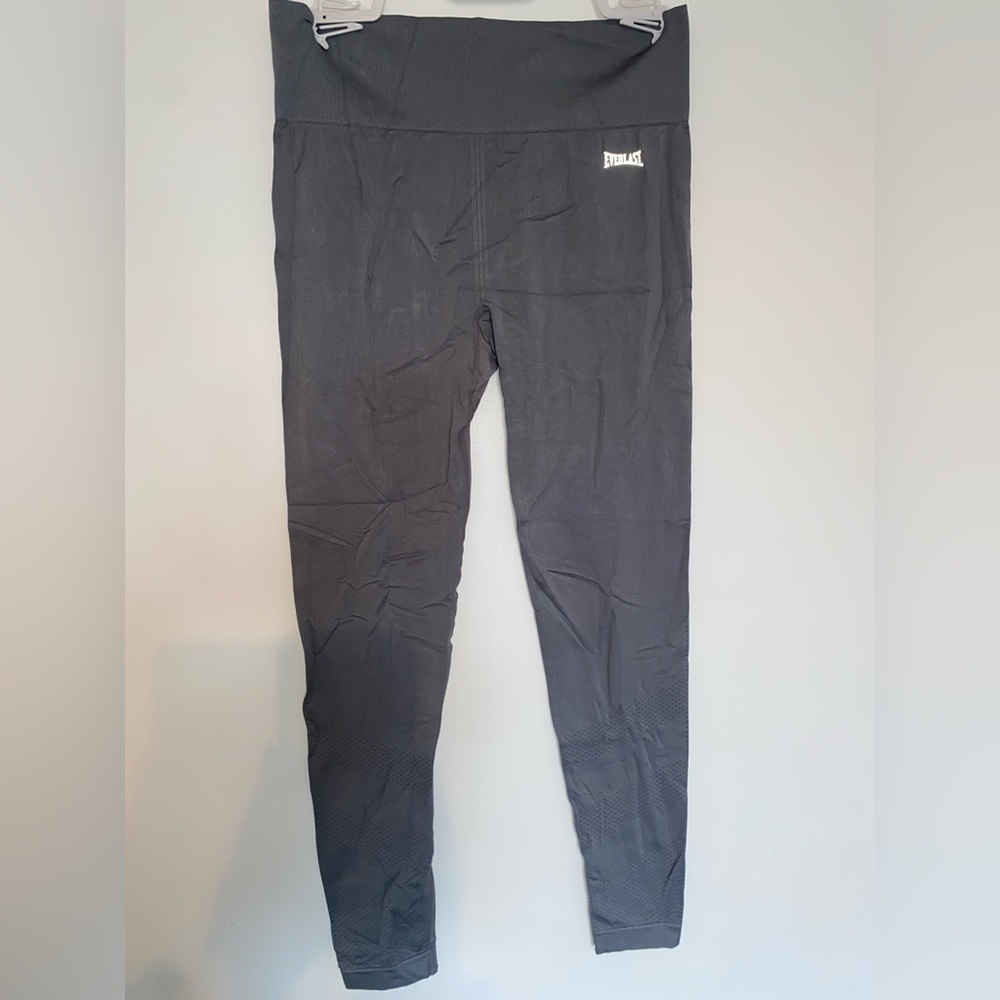 Everlast Grey Dotted Leggings